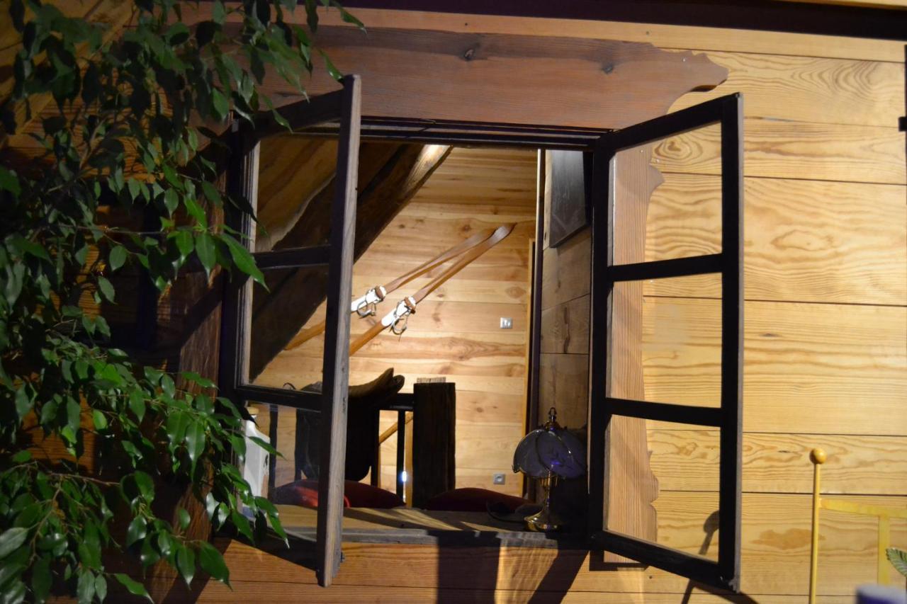 Hotel Les Jardins D'Armance Le Valdahon Esterno foto