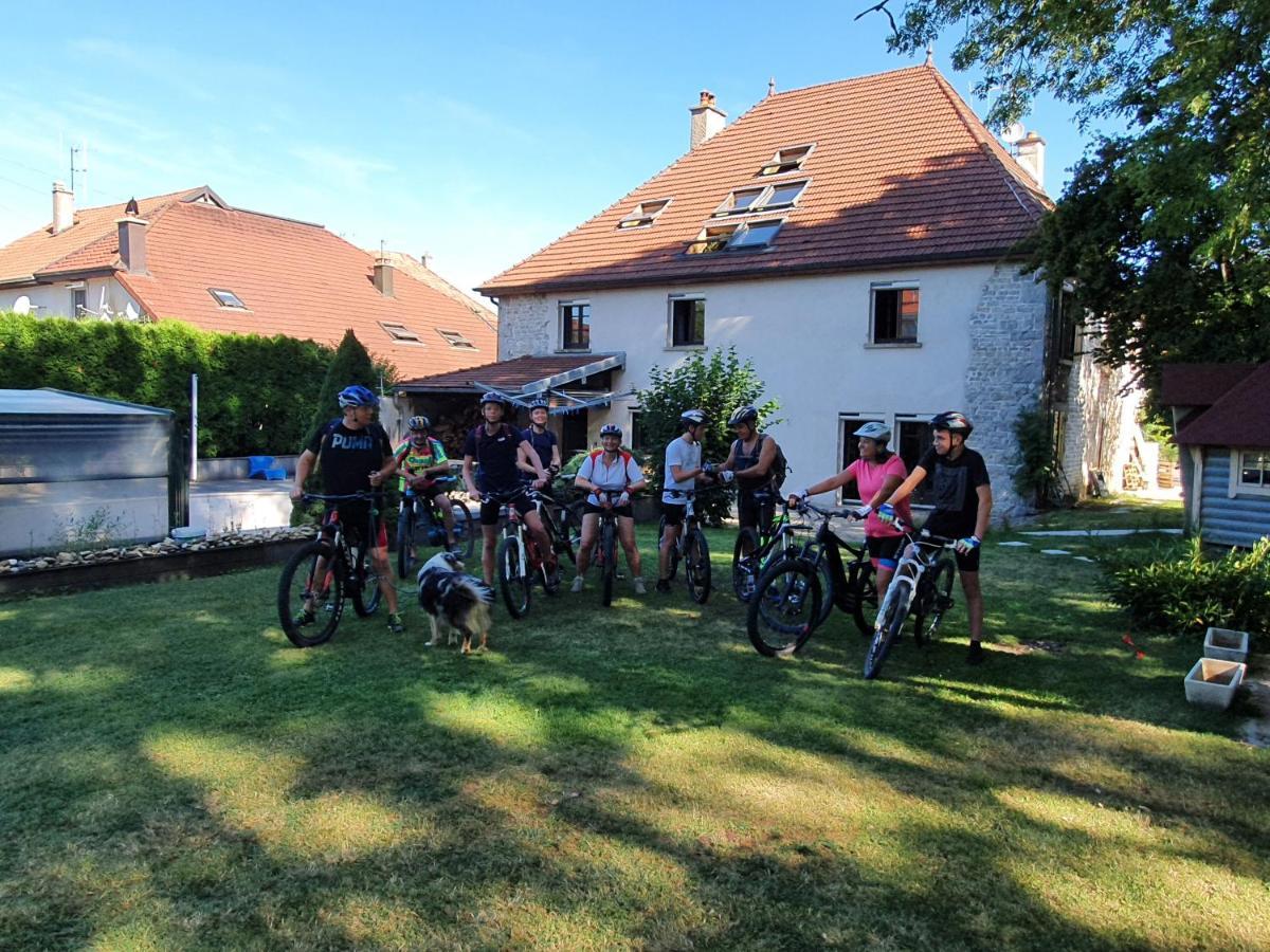 Hotel Les Jardins D'Armance Le Valdahon Esterno foto